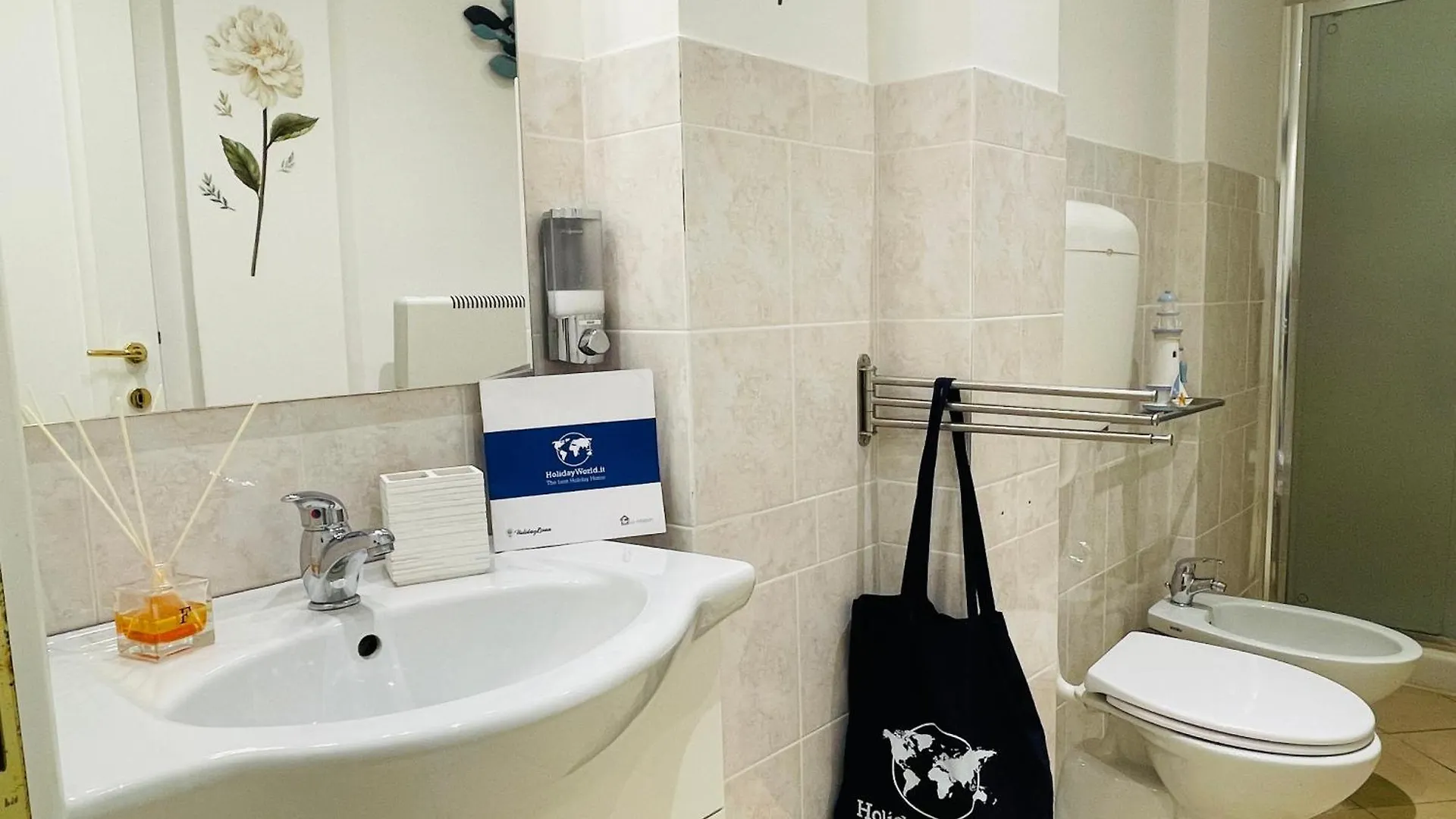 Apartment Casa Ninetta By Holiday World Finale Ligure